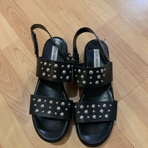 Steve Madden black stuffed platform sandals size 10
